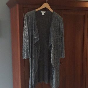 Beautiful black/silver cardi.